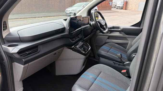 Ford Transit Custom 320 L1 Petrol Fwd 2.5 PHEV 232ps H1 Van Sport Auto - Image 13